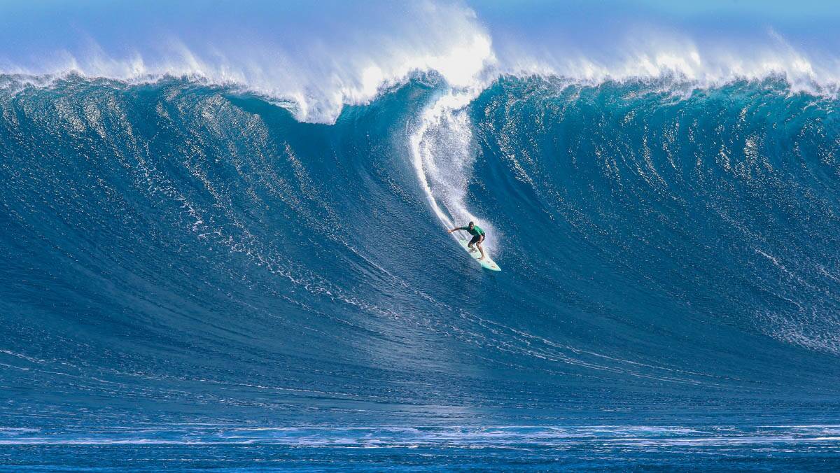 Ian Walsh (HAW) earned his first Big Wave Tour victory at the Men's Pe'ahi Challenge. 
Picture: WSL / Hallman