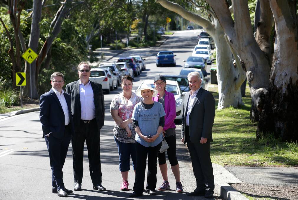 Safety talks: Oatley West Public School community meets with Oatley MP Mark Coure to discuss future action on road safety measures. Picture: John Veage