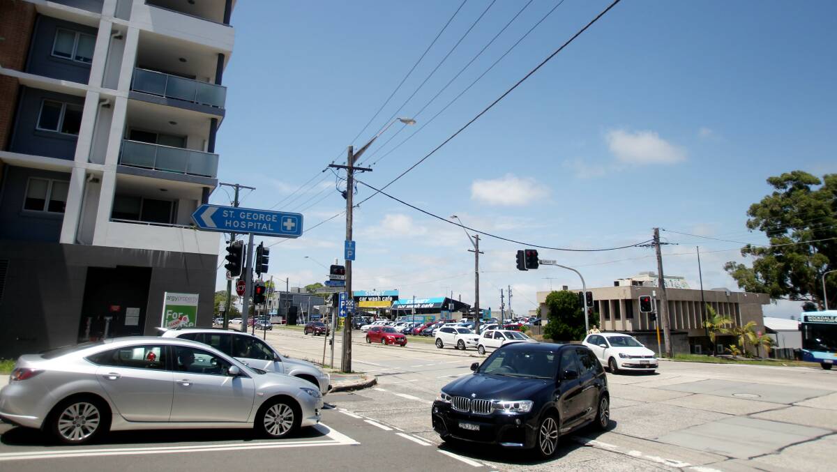 Intersection "upgrade": Motorists will be stopped from turning right from Princes Highway into Gray Street, leading to St George Hospital and the town centre. 