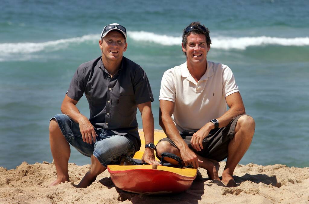 Brothers Dean and Darren Mercer at Thirroul Beach Surf Club in 2007.