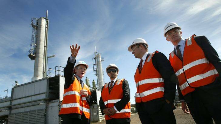EnergyAustralia officials at the Iona gas plant's opening in 2008. The plant has also drawn interest from other suitors including Australian pipeline owner APA Group and fund manager QIC.  Photo: Damian White