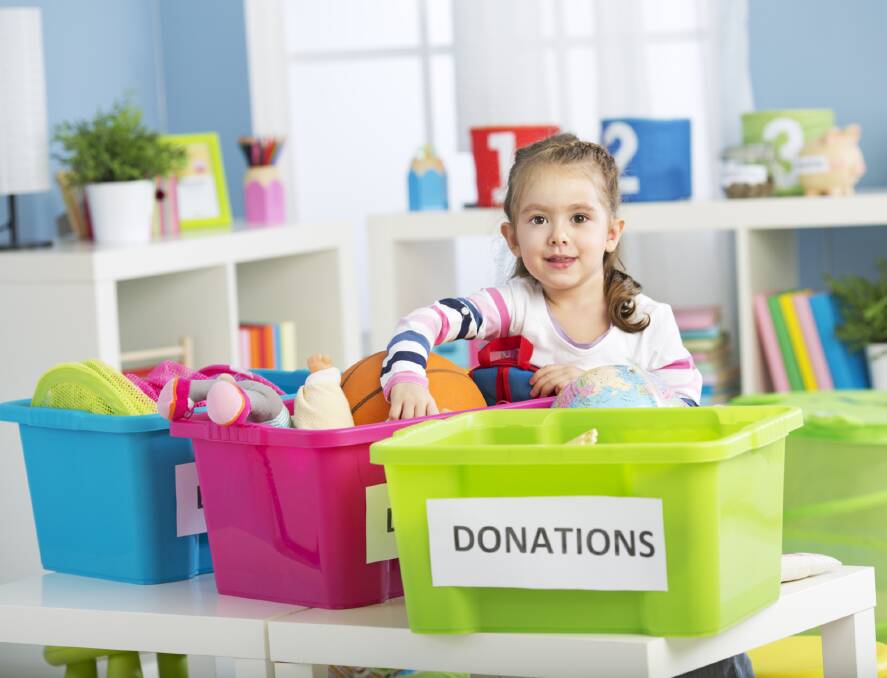 Donation Aid At School organising