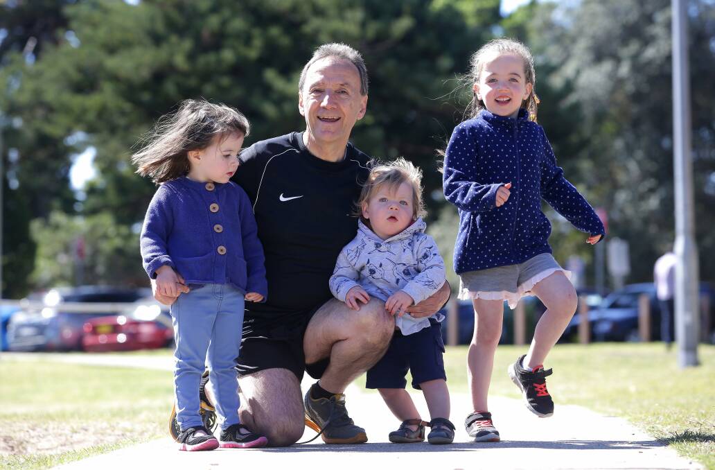 Dash for cash: St George and Sutherland Medical Research Foundation grant recipient, immunologist Professor Steven Krilis, is taking part in the Beachside Dash with his grandchildren Juliet, James and Isabella. Picture: John Veage