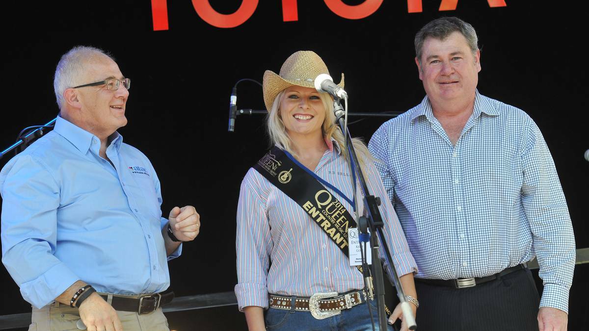 NORTHERN DAILY LEADER (Tamworth) - Tamworth Business Chamber president Tim Coates and Fairfax Regional manager Ian George officated at the sashing ceremony for the Queen of Country Music Quest 2014.