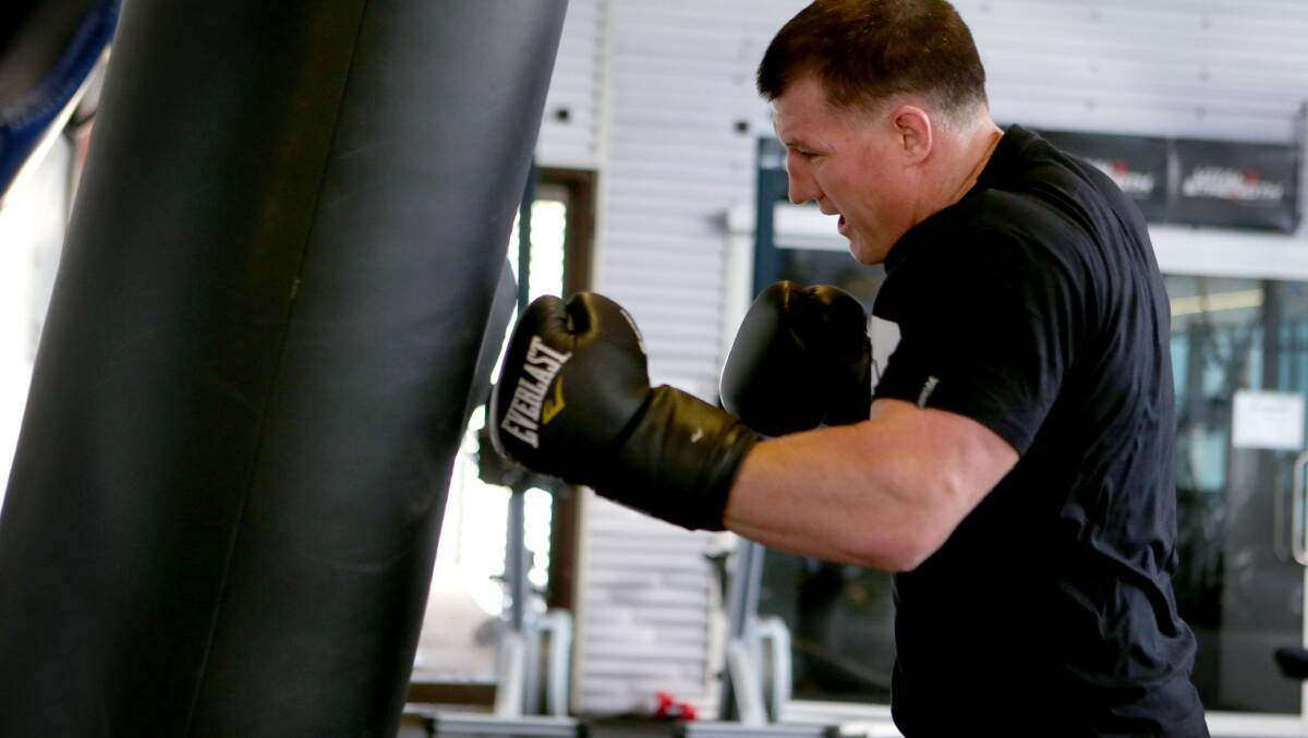 Ready to rumble: Paul Gallen preparing at the Sharks Gym last week. Picture: Jane Dyson.