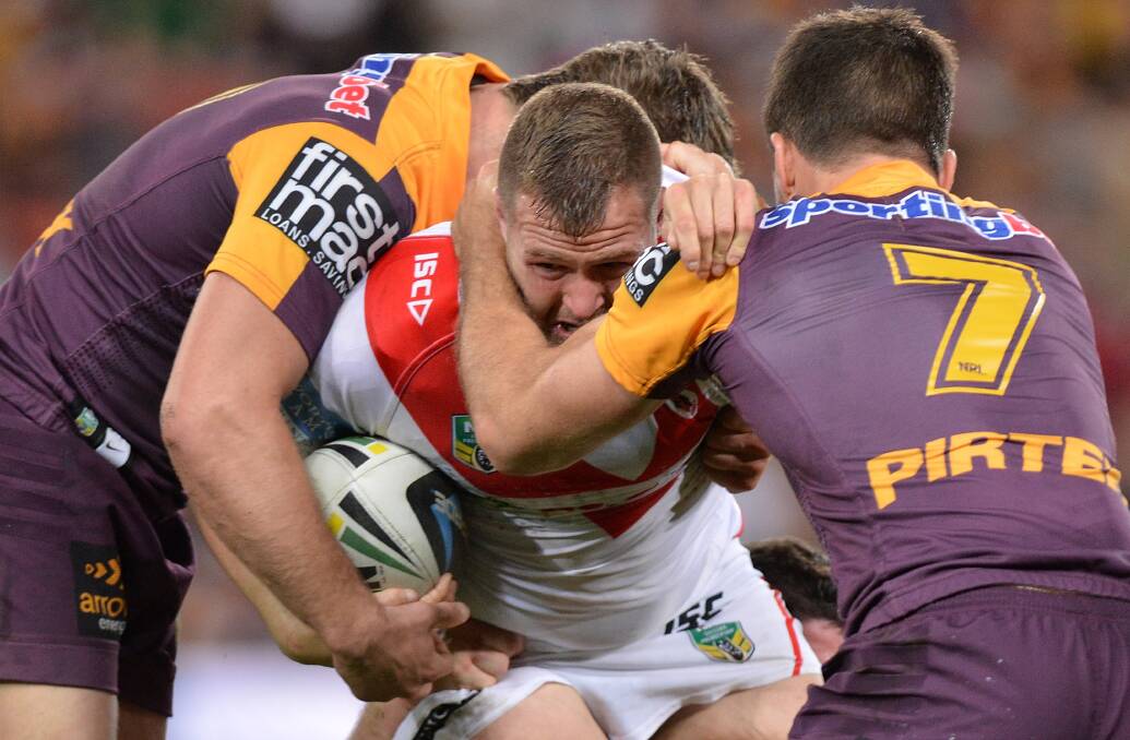 Charge: Trent Merrin. Picture: Bradley Kanaris/Getty Images.
