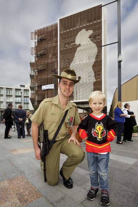Samuel Foster, 4, and Private Chris Murray, 4/3 Delta Holdsworthy also attended the event. Picture: supplied.