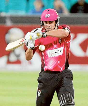 Impressive: A strong display by Moises Henriques for Sydney Sixers helped him become one of the January Sportstar winners. Picture: Quentin Jones 