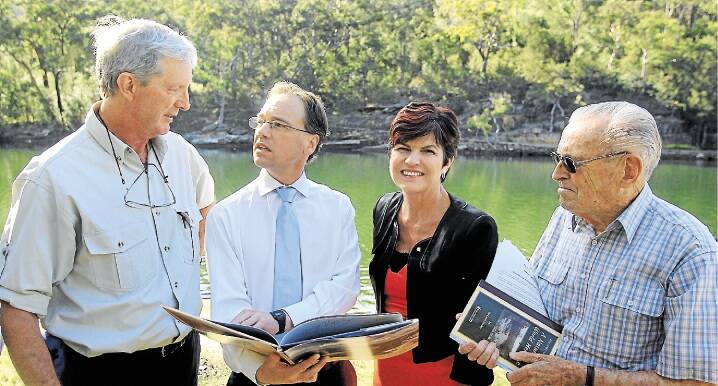 Photo of NSW Environment Minister Robyn Parker and Federal Environment Minister Greg Hunt making an announcement about Royal National Park.Picture Chris Lane
