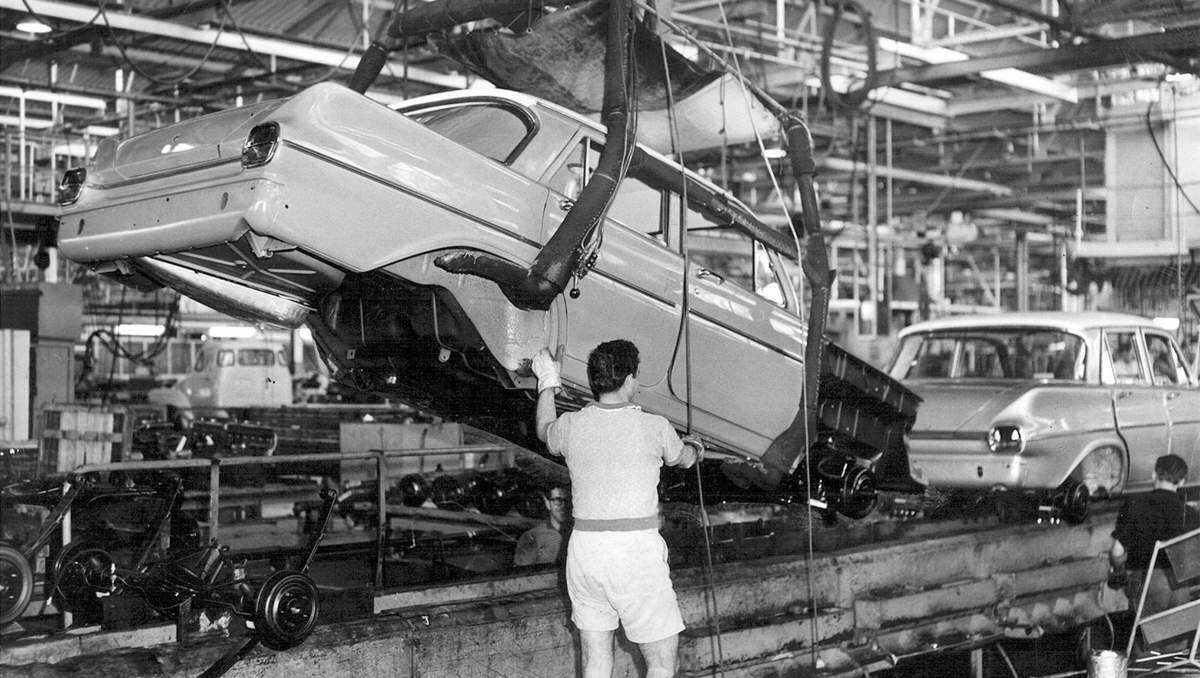 EJ Holdens on the production line. The EJ was the last model to use a variation of the "grey" motor that had powered all Holdens since the 48-215.
