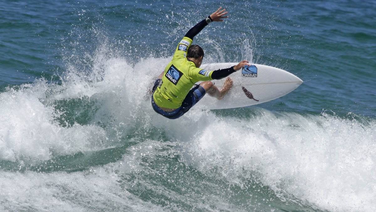 Cronulla local Jared Hickel at the Carve pro jnr. Picture: Surfing NSW/Smith