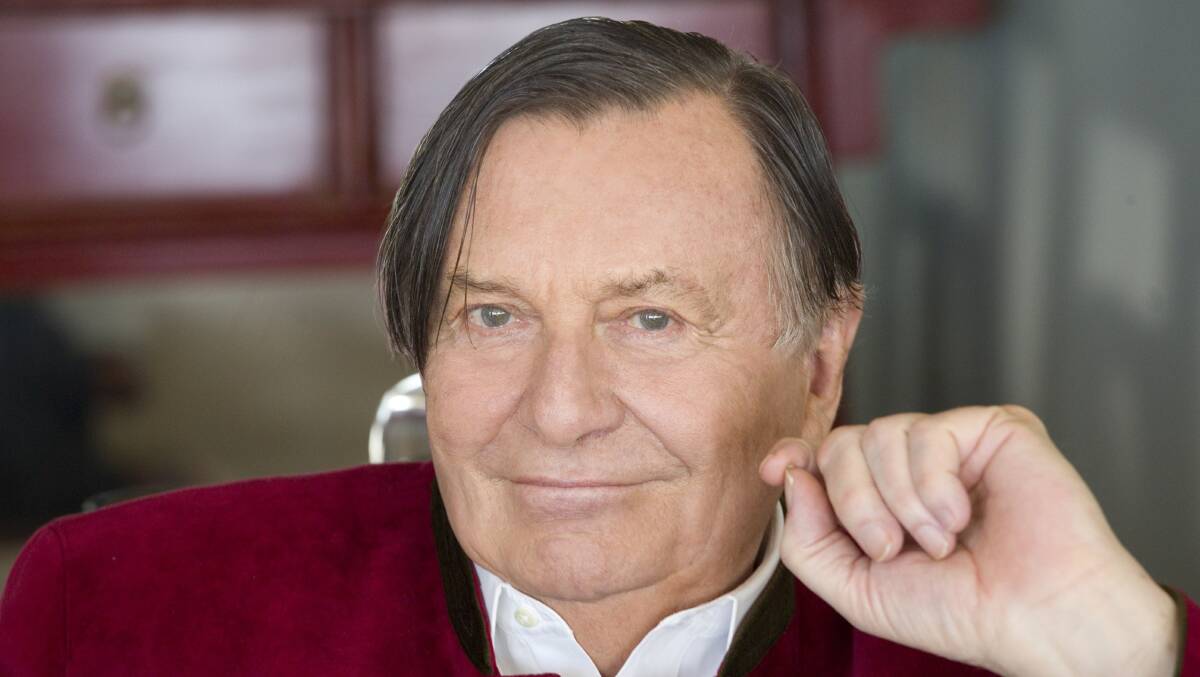 Australian entertainer Barry Humphries has been re-admitted to hospital in Sydney. Picture by AAP.