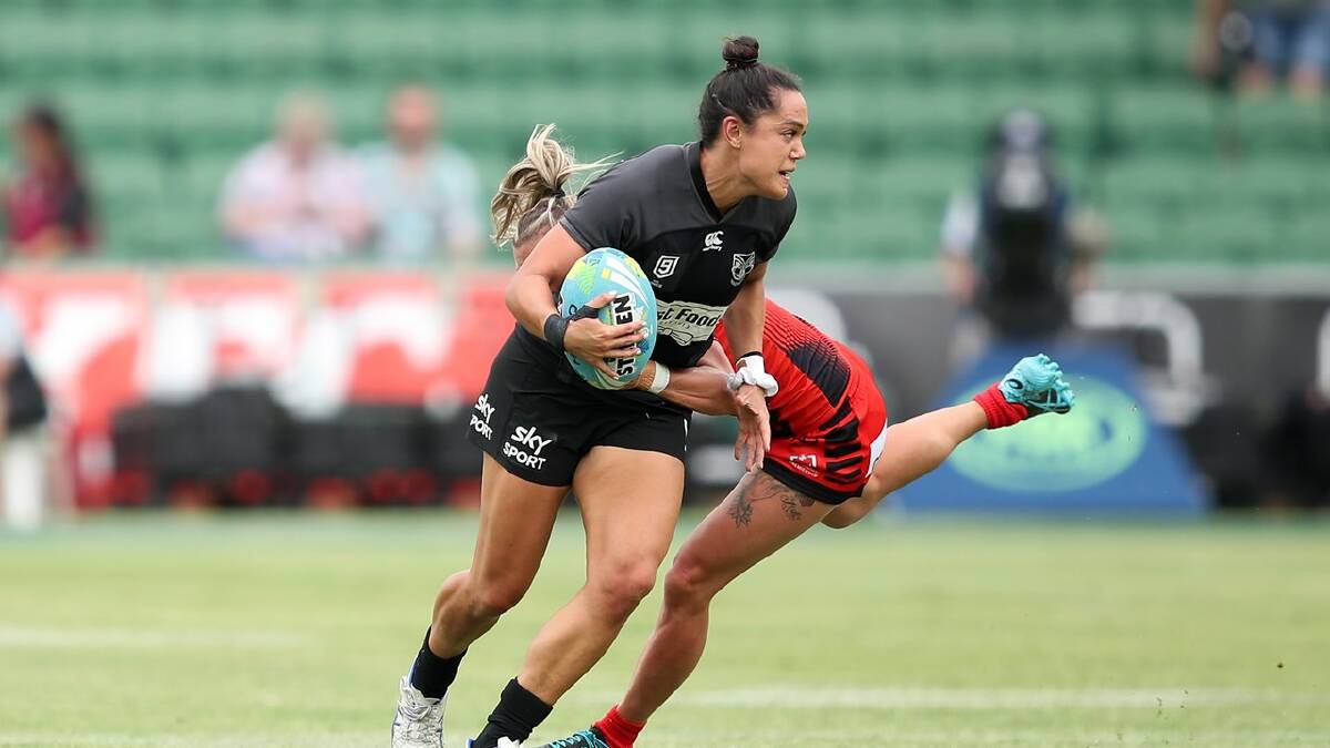 Shontelle Stowers playing for the New Zealand Warriors. Picture: Dragons Media.