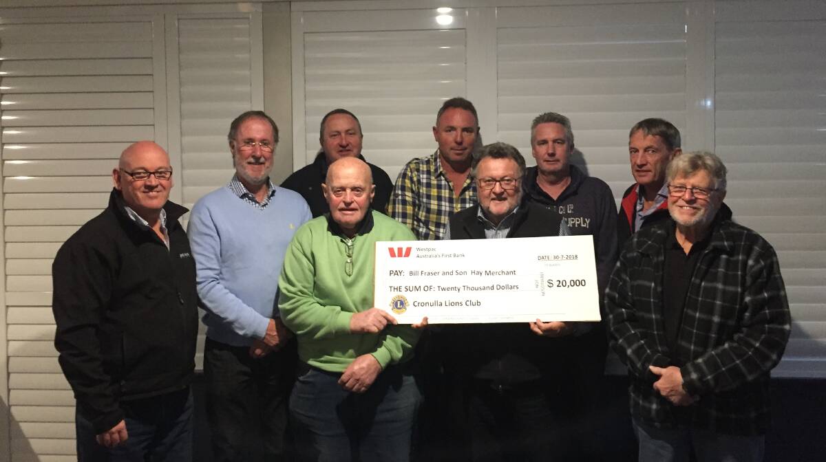 Cronulla Lions raised $20,000 in five mintues to buy feed to help the livestock of farmers at Gunnedah.