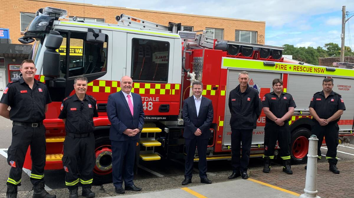 Oatley MP Mark Coure and NSW Minister for Emergency Services David Elliott (centre) visited the station to present the new $400,000 fire truck to firefighters.