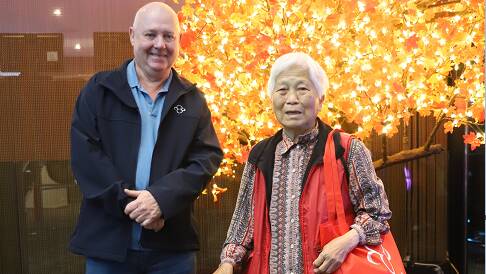 Yi Wen, 85, from Surry Hills was officially congratulated by Club Central Director, Phil Stanton.on becoming Club Central's 60,000th member.
