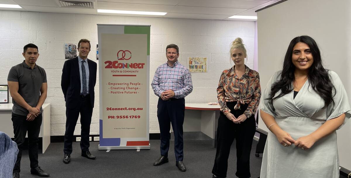 Attorney General Mark Speakman and Oatley MP Mark Coure (centre) with the team from 2Connect Youth and Community. (Photo taken prior to recent COVID-19 outbreak).