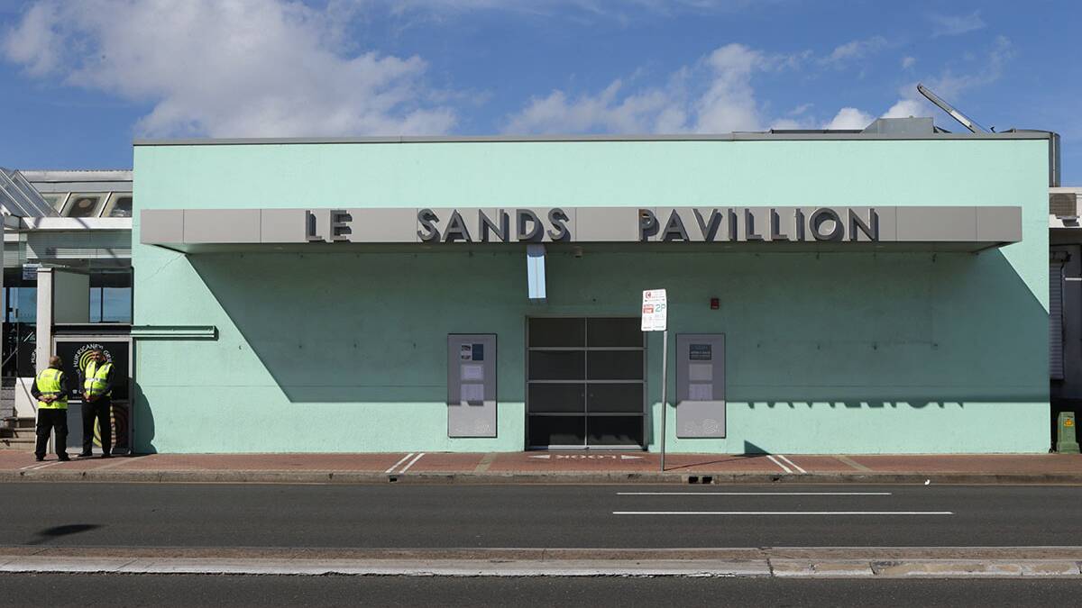 Le Sands Restaurant at Brighton-Le-Sands ceased trading this morning and the site was repossessed by the property owner Cook Park Reserve Trust.
