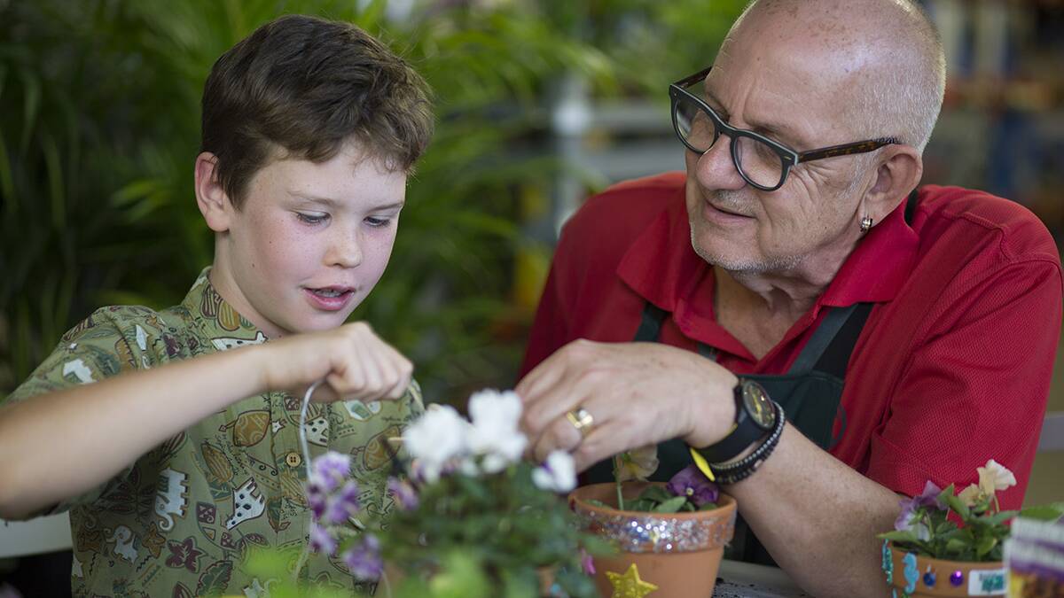 Activities:Bunnings Warehouse Kirrawee has a a series of fun, child-friendly workshops held every Saturday and Sunday 