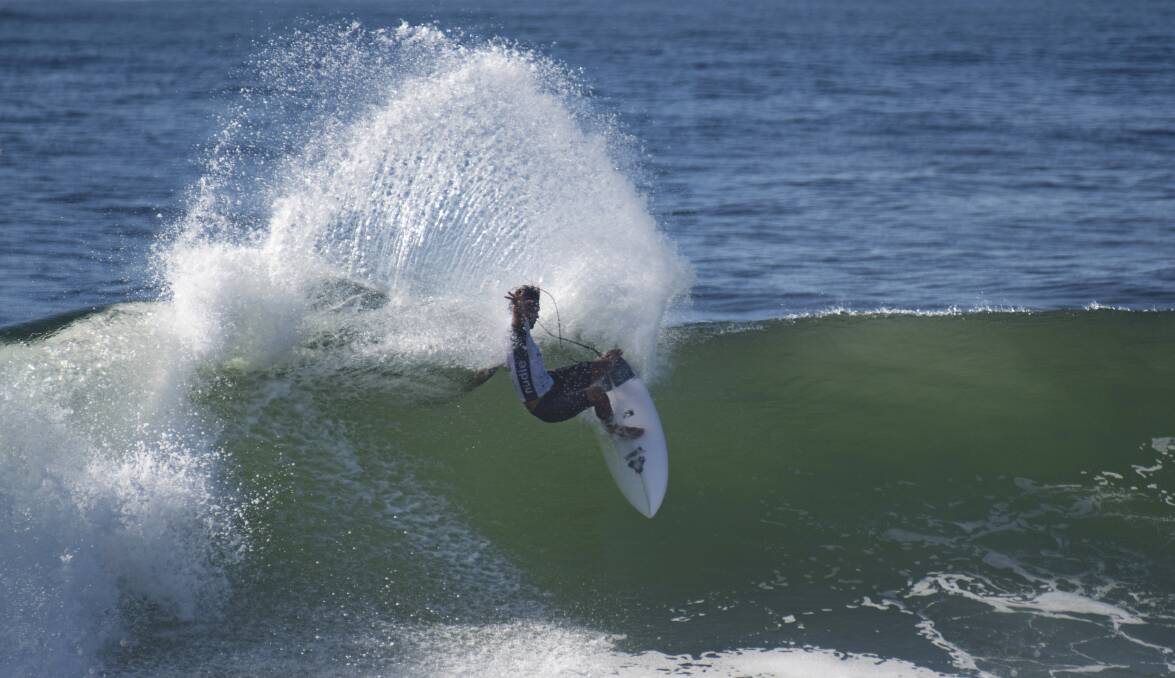 O'Leary in full flight taking his Open Men's heat win.Picture Surfing Australia