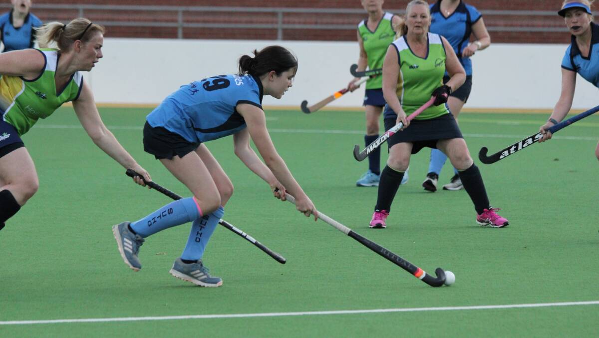 Blue: Sutherland Women's Hockey team had a 9 goal win for Beyond Blue.