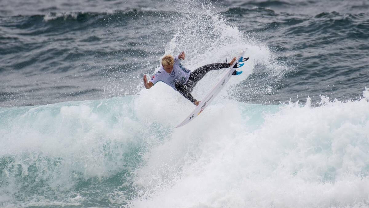 Jarvis Earle takes to the air in the early rounds of the Vissla Central Coast Pro.Ethan Smith / Surfing NSW 
