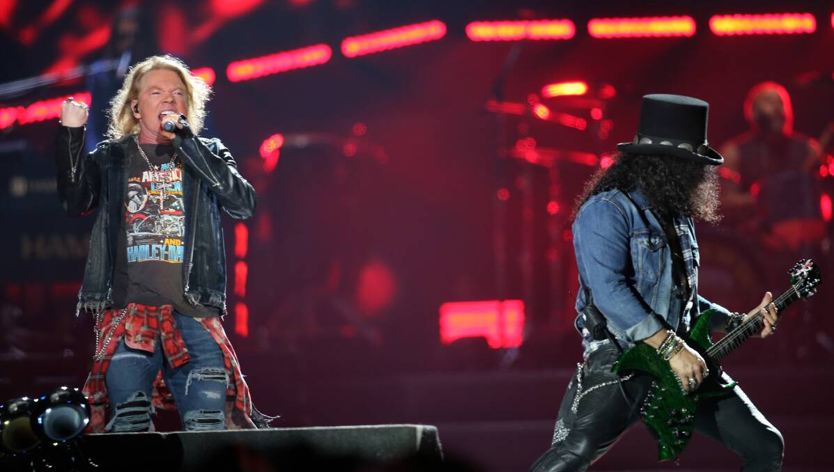 Axl Rose and Slash perform with Guns n' Roses at the Melbourne Cricket Ground in 2017. Picture: Paul Rovere