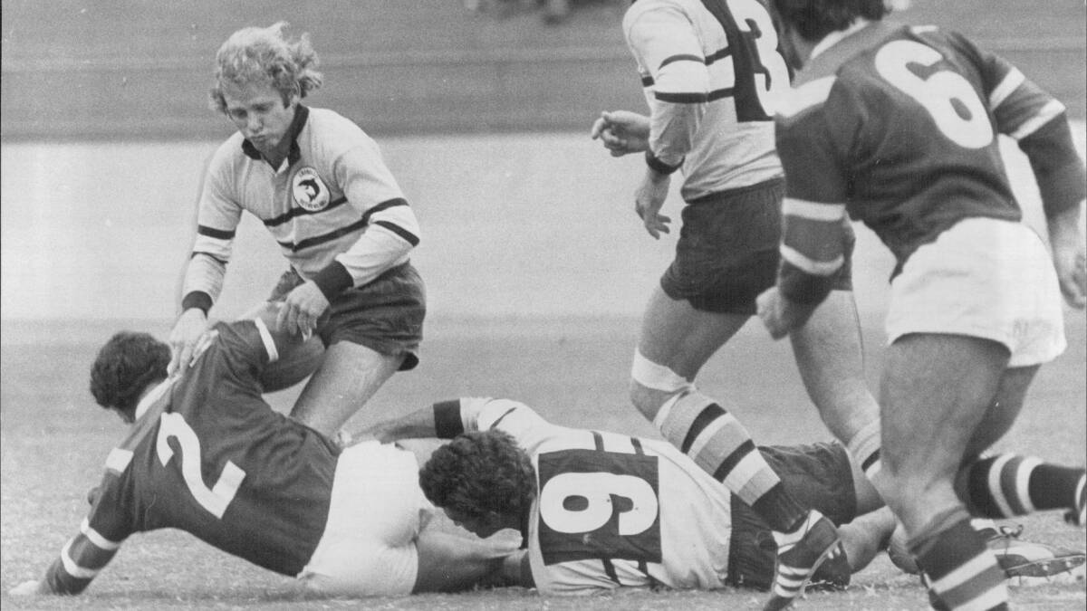 Steve Rogers (left) tackles Eastern Suburbs winger Jim Porter in 1974. Picture: Fairfax Archives 