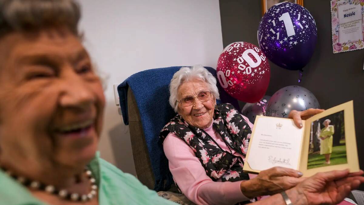 Happy 110th birthday: Agnes 'Nessie' Kluckhenn, right, and her 'baby' sister Williamina, 95. Photo: Eddie Jim