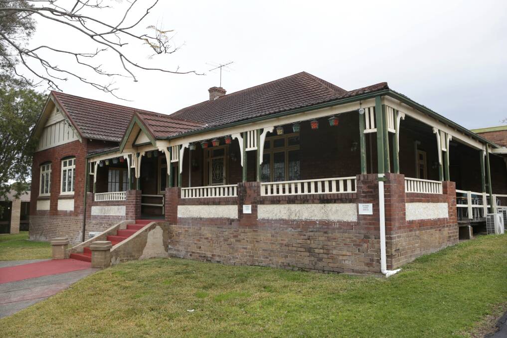 Hotham House is a landmark that Sutherland Shire Historical Society and other residents do not want to see destroyed. Picture: John Veage