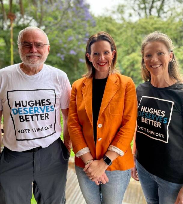 Campaigning: Independent candidate for Hughes Georgia Steele (centre) is endorsed by Hughes Deserves Better as their preferred independent community candidate for the 2022 federal election. Picture: Supplied