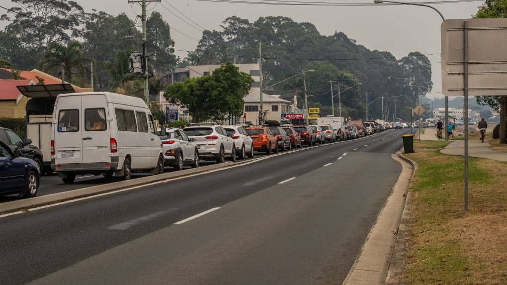 Get out now: Motorists are being warned to expect long delays while leaving the NSW South Coast today. Picture: Karleen Minney