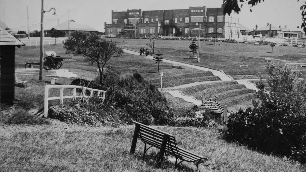 Cronulla Park, looking towards Hotel Cecil, with World War I memorial gun on the left, ca. 1925. Picture: Local History Collection, Sutherland Shire Libraries