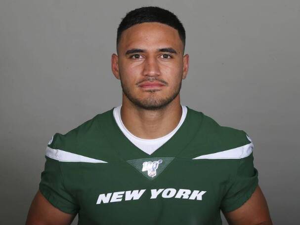 Forner Cronulla star Valentine Holmes is set to make his NFL debut in a pre-season run for the Jets.