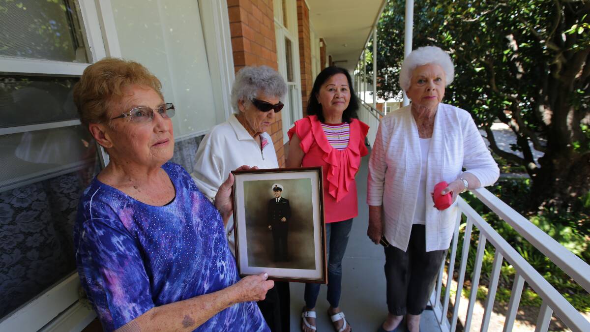 Battlers: War widows are fighting plans to sell their Dolls Point unit block.            Picture: John Veage