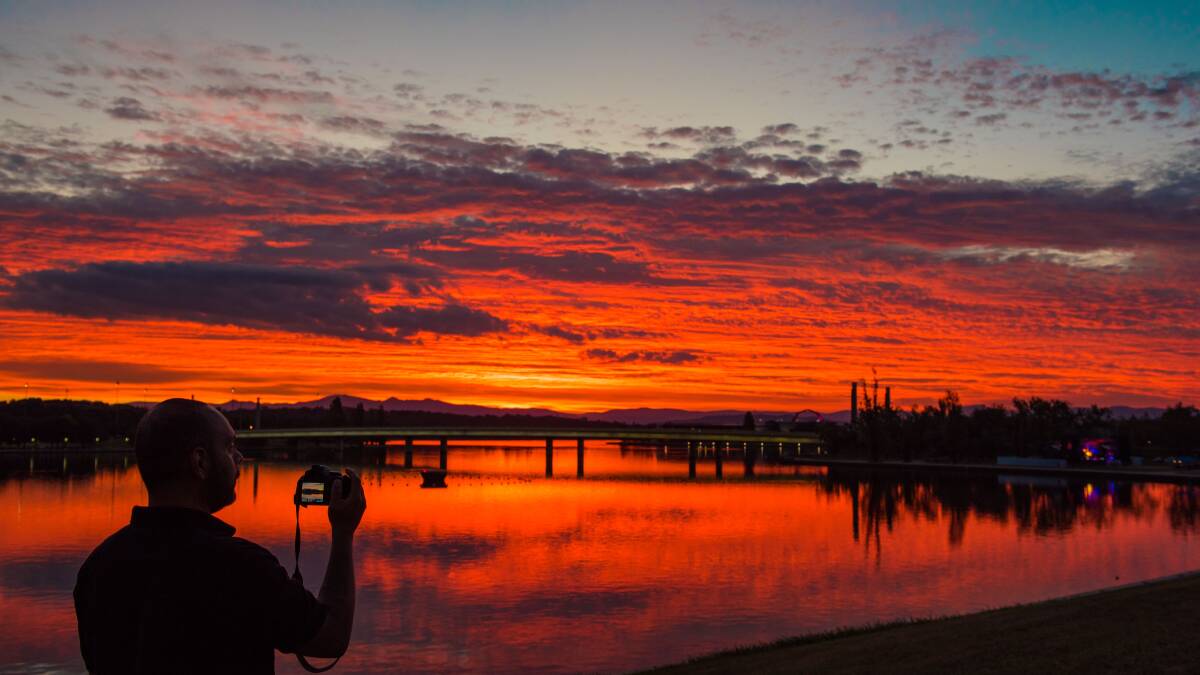 A high pollen count has been a factor for a string of magnificent sunsets in Canberra and the ACT in recent days.  NSW Health says high levels of pollen in the air could trigger asthma and respiratory conditions as storms approach Sydney today. Picture: Irene Lorbergs, Canberra School of Photography