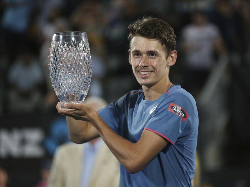 Alex de Minaur earned his maiden ATP title, beating Andreas Seppi in the Sydney International final.