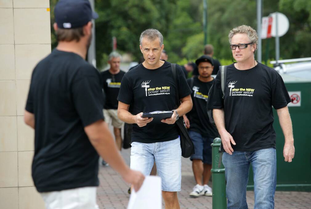 Taking it to the streets: The doorknock campaign at Oatley.