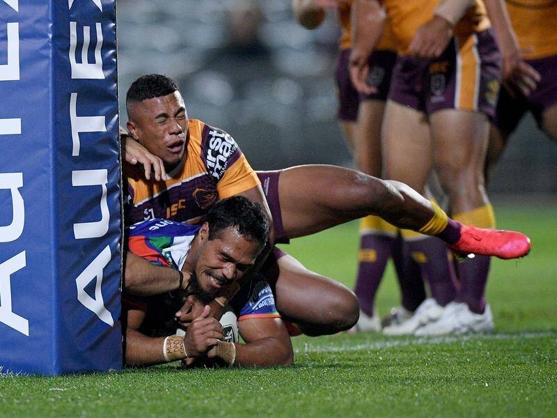 The Warriors have come from 10-0 down to beat hapless Brisbane 26-16 in their NRL match in Gosford.