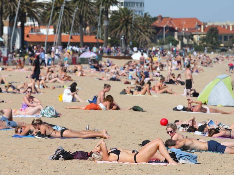 Australia is set to finish the week before Christmas facing temperatures well into the 40s.