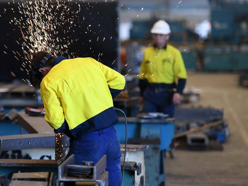 The federal government is giving the manufacturing sector a $280 million funding boost.