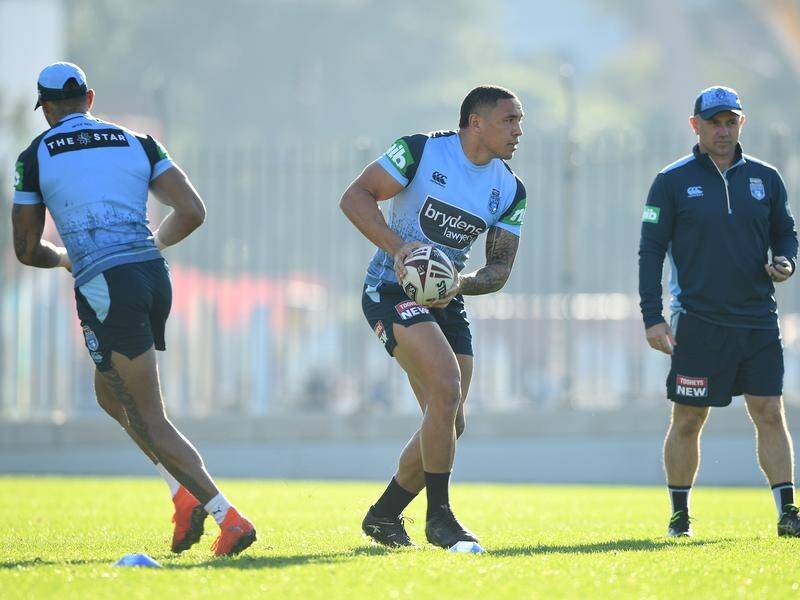 NSW forward Tyson Frizell (C) has come through a contact session, saying he'll play in Origin 1.