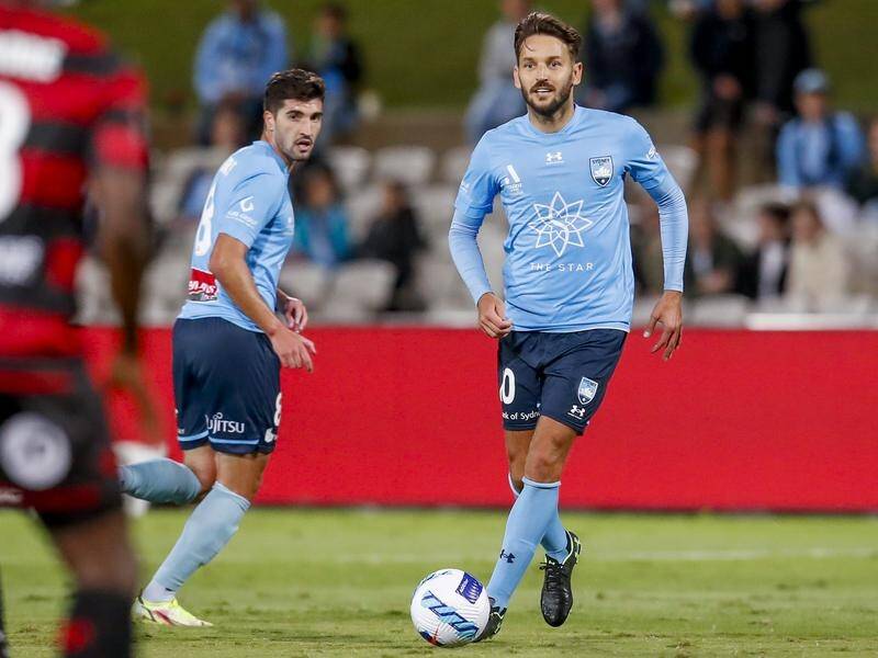 Wanderers recruit Milos Ninkovic only has to wait until round six to face former ALM club Sydney FC. (David Neilson/AAP PHOTOS)