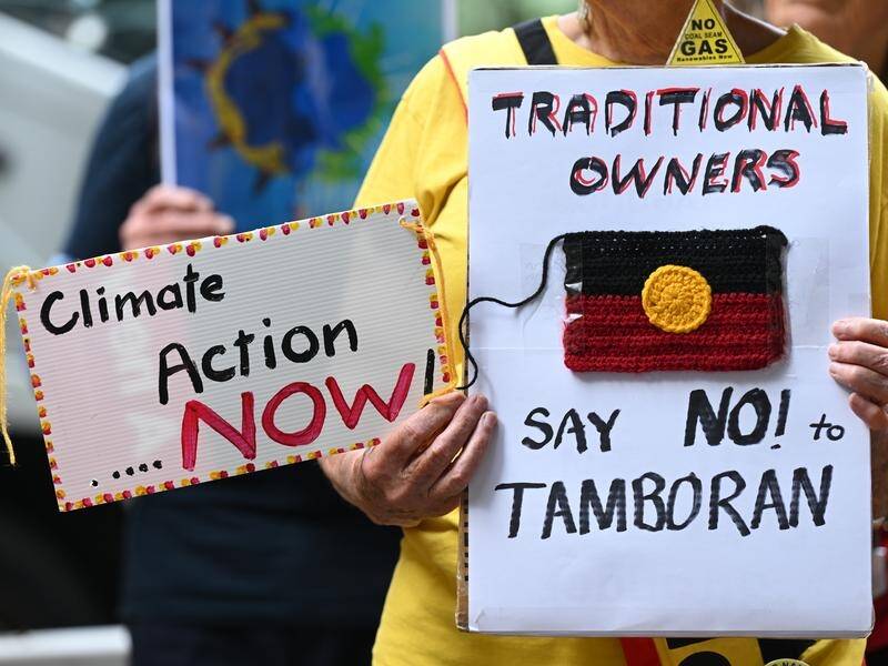 Traditional owners are up in arms over a proposed fracking project in the Northern Territory. (Dean Lewins/AAP PHOTOS)