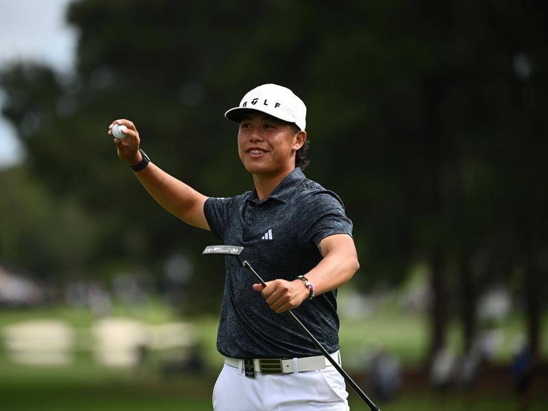 Sydney teenager Jeffrey Guan has been rewarded with a start in Golf Australia's rookie squad. (Dan Himbrechts/AAP PHOTOS)