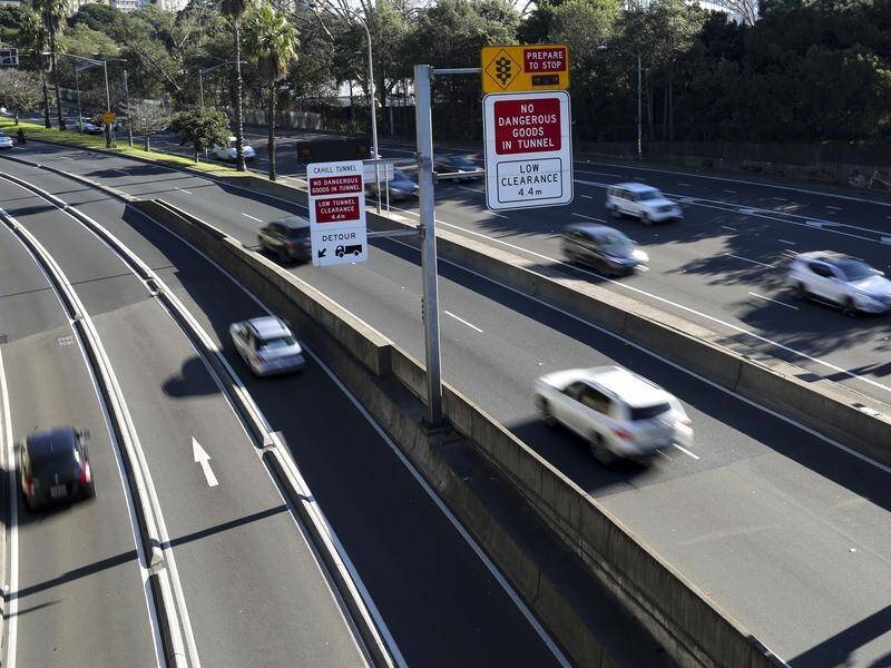 Toll road operator Transurban told an inquiry new signs would need to be easily understood. (Paul Braven/AAP PHOTOS)