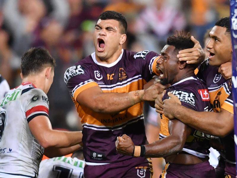 Teenager David Fifita (c) will become one of three Queensland State of Origin debutants in game one.