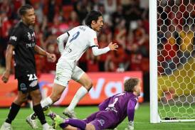 Hiroshi Ibusuki equalised then put Adelaide ahead 2-1 en route to a 4-3 victory over Brisbane. (Darren England/AAP PHOTOS)